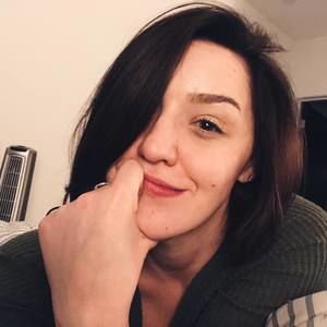 Meet your Posher, Karina